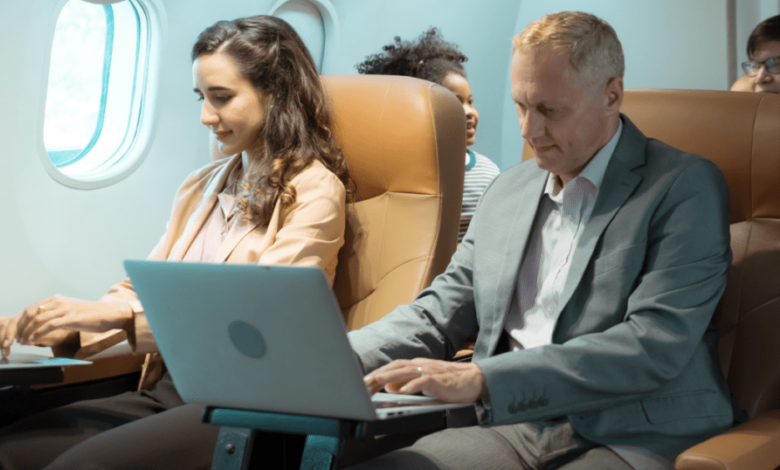Fly Smarter, Work Better: Top Online Tools for Business Travelers on the Go